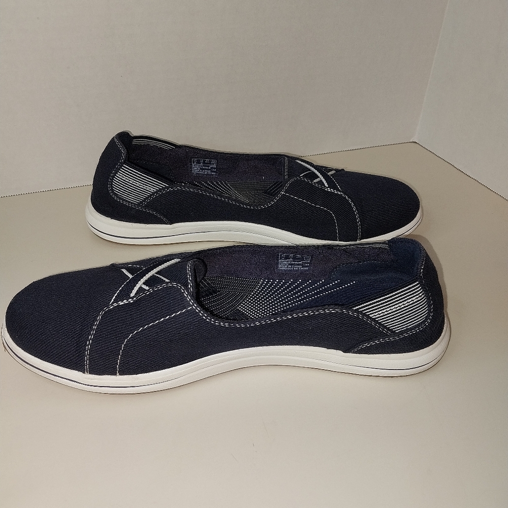 Blue Clark's Cloudsteppers Slip on sneakers Size 10